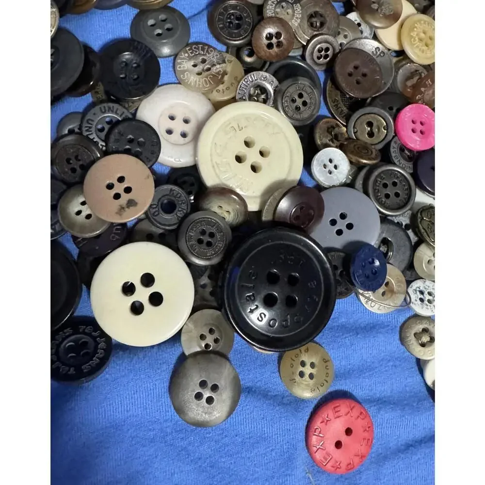 Lot of 500 + Sewing Buttons Designer Branded Nike, Moose Creek, Eddie Bauer, etc